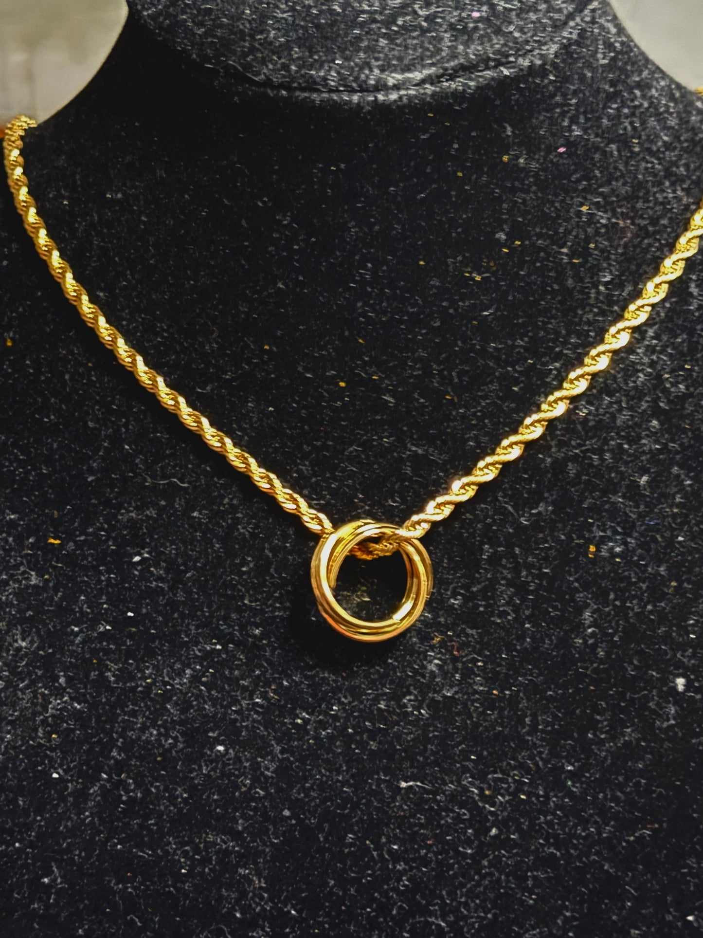 Grand Prix Necklace Gold