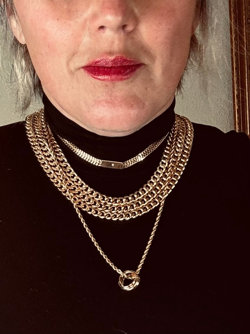 Ready To Mingle Necklace Gold