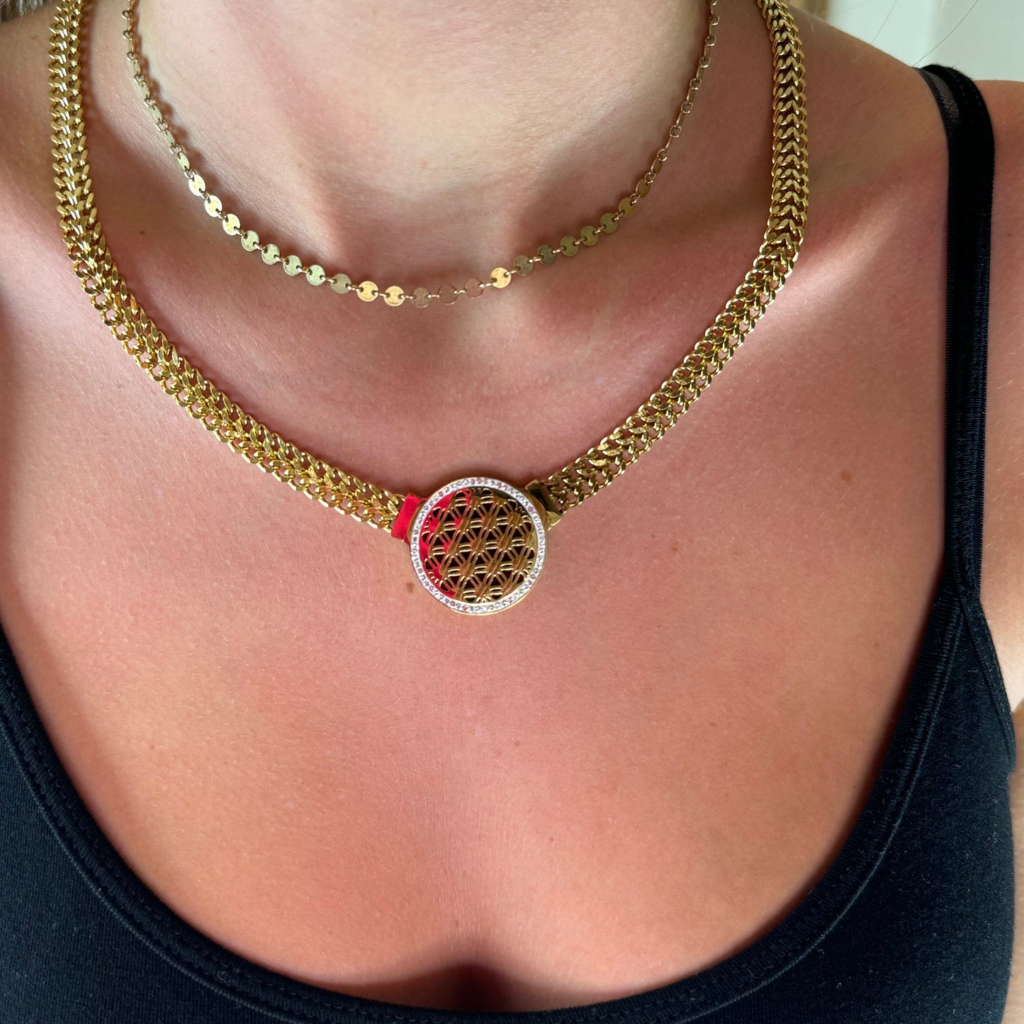 Legacy Necklace Gold