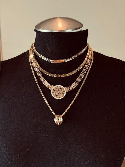 Fomo Necklace Gold
