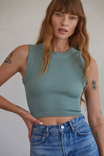 S1106N | Knit Seamless Ribbed Round Neck Sleeveless Top